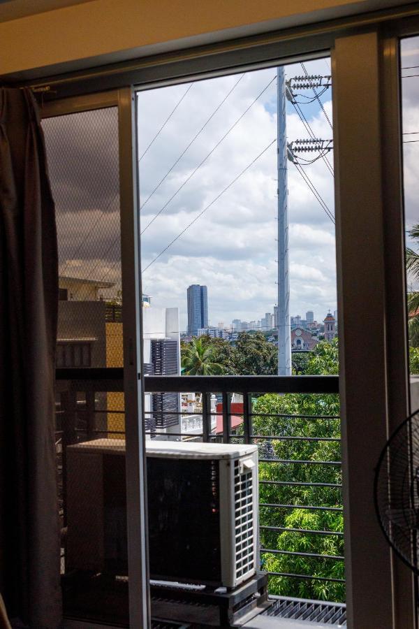 5880 Enriquez Residences Manila Kültér fotó