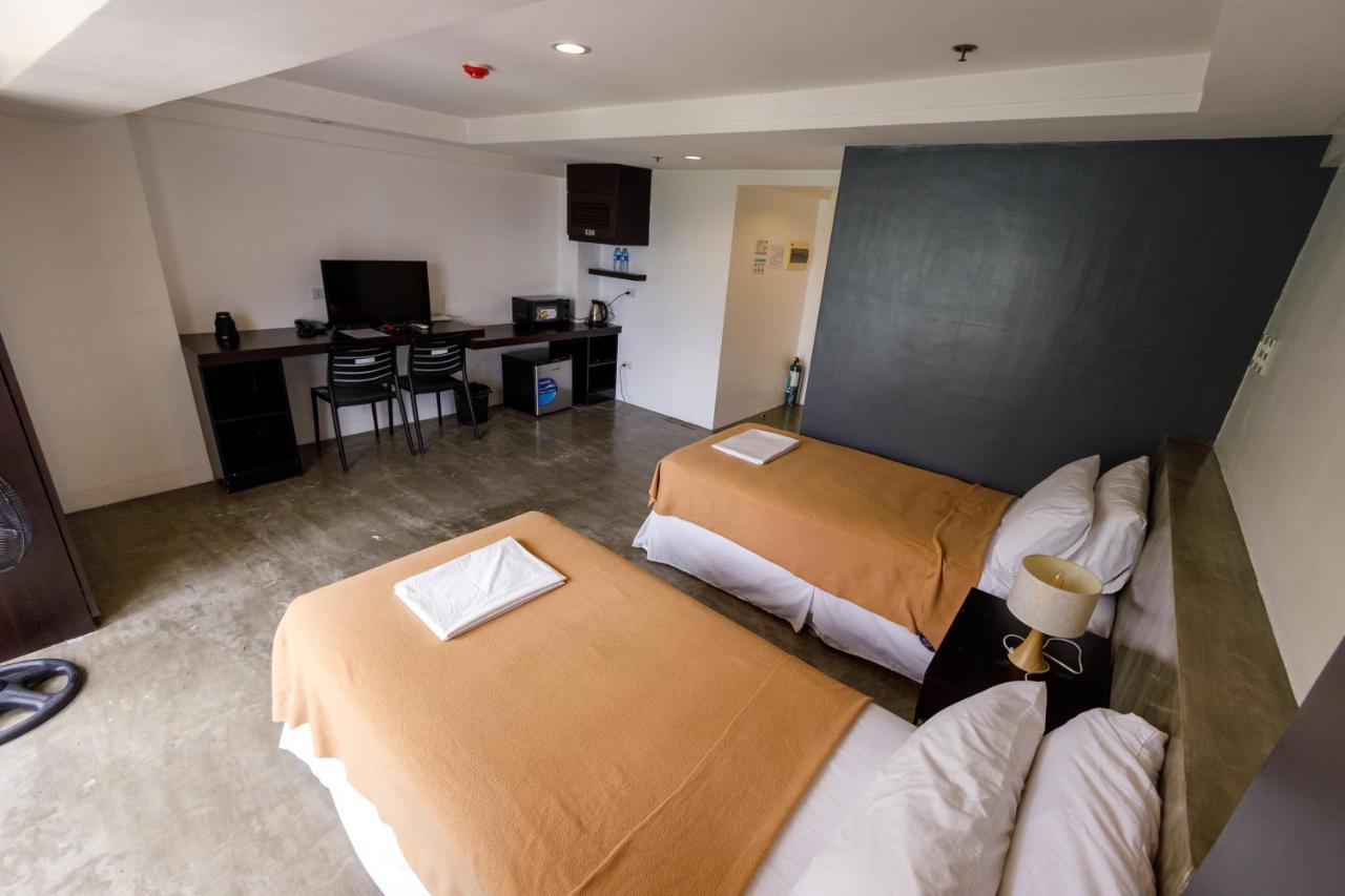 5880 Enriquez Residences Manila Kültér fotó