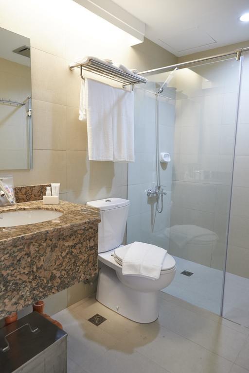 5880 Enriquez Residences Manila Kültér fotó